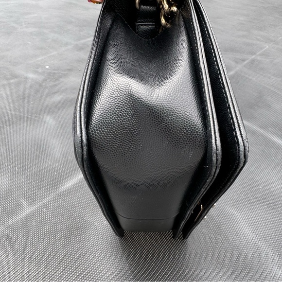 Caviar Chevron Quilted Medium Boy Flap Black - Picture 8 of 12